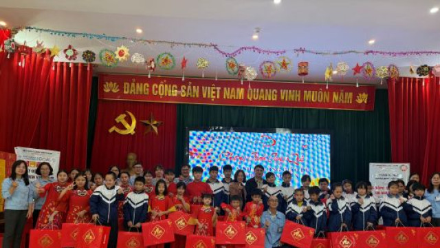 06 Feb 26 HAMADEN VIETNAM PRESENTS TET GIFTS TO STUDENTS OF HUNG YEN SPECIAL EDUCATION SCHOOL